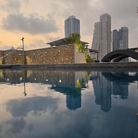 Апарт отель Vaux Park Street - A Collection Of 8 Luxury Lofts Коломбо Экстерьер фото