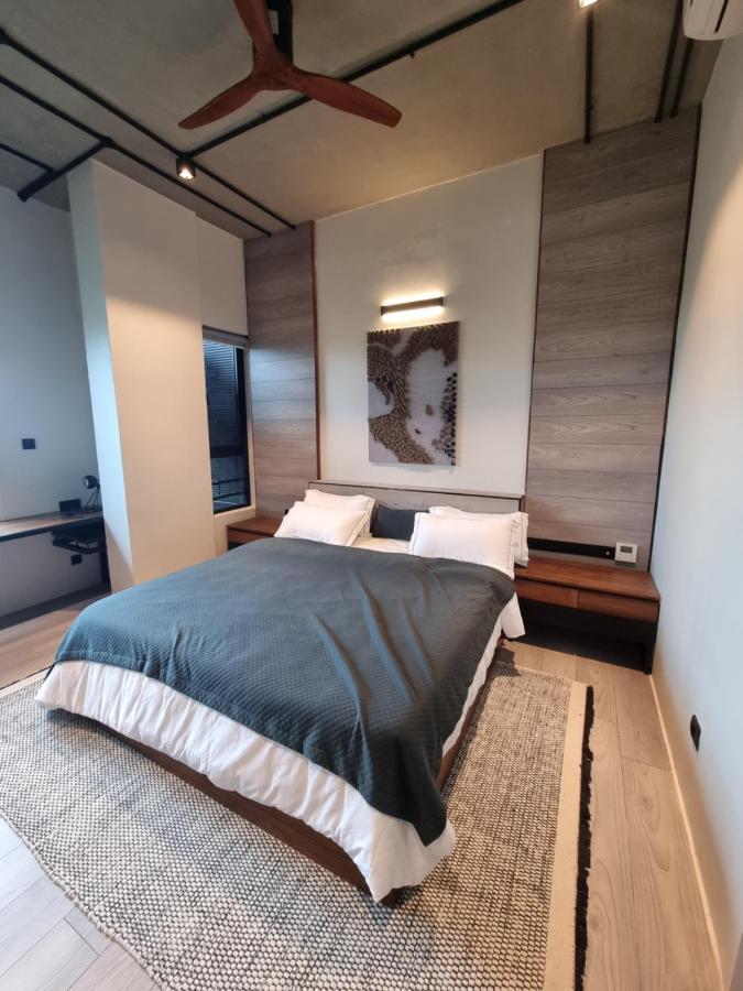 Апарт отель Vaux Park Street - A Collection Of 8 Luxury Lofts Коломбо Экстерьер фото