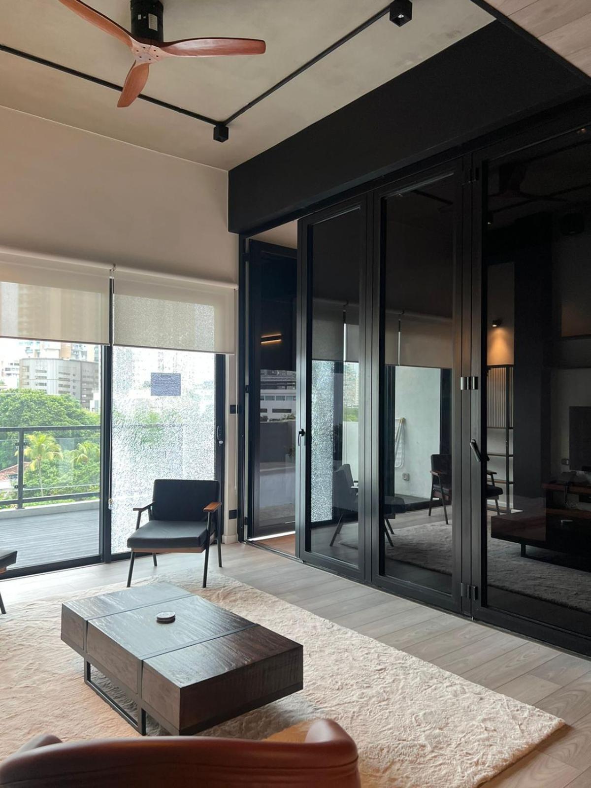 Апарт отель Vaux Park Street - A Collection Of 8 Luxury Lofts Коломбо Экстерьер фото