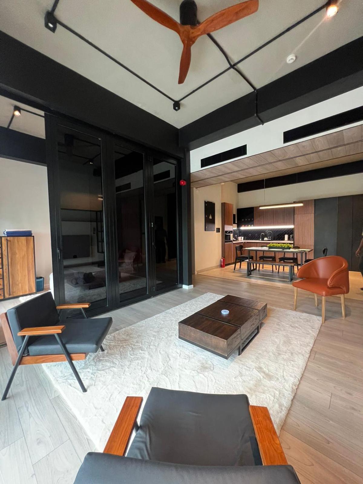 Апарт отель Vaux Park Street - A Collection Of 8 Luxury Lofts Коломбо Экстерьер фото